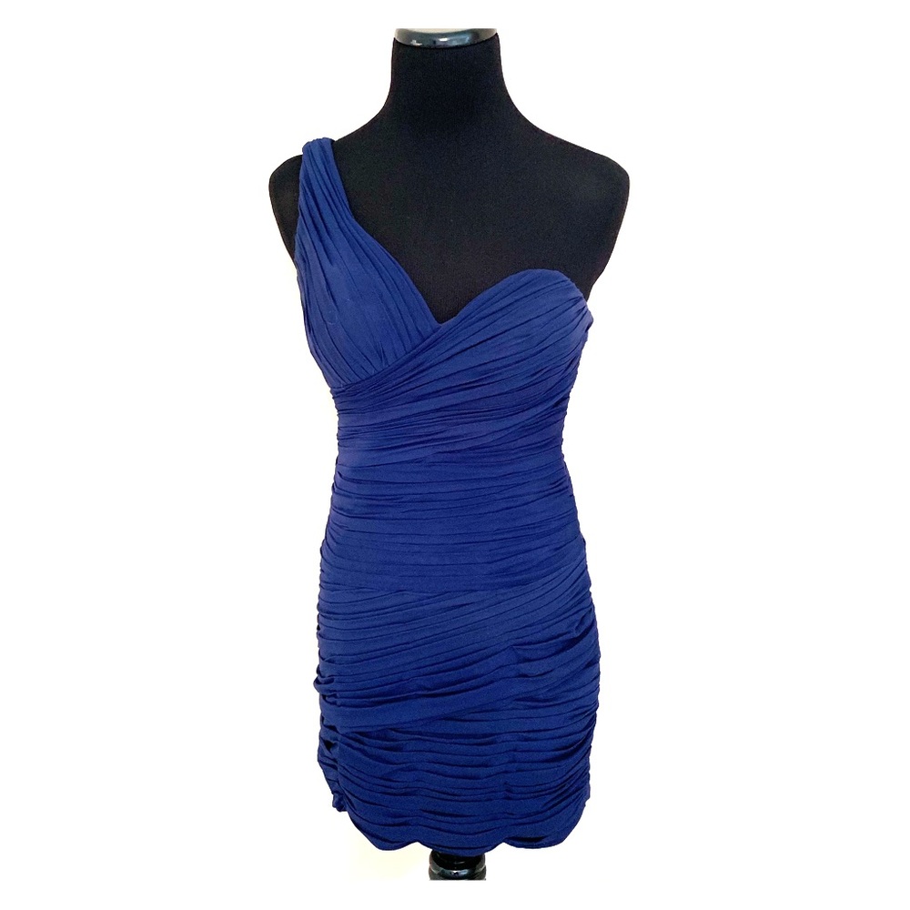 𝗥𝗢𝗨𝗖𝗛𝗘𝗗 𝗢𝗡𝗘 𝗦𝗛𝗢𝗨𝗟𝗗𝗘𝗥 𝗗𝗥𝗘𝗦𝗦